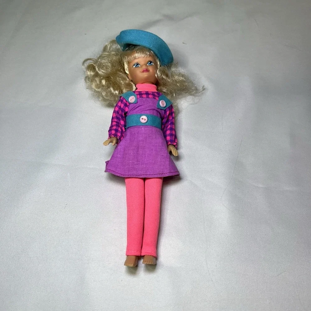 1992 Vintage Kid Kore Girl's Club Doll in Pink Blue Purple Outfit Blond Blue Hat